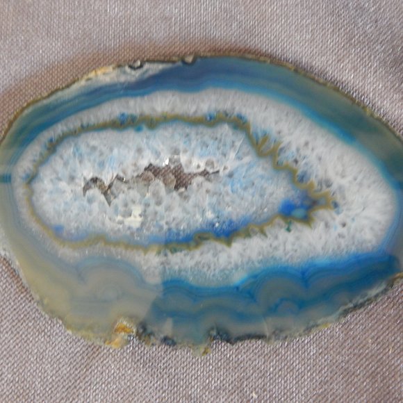 Set of Polished Brazilian Agate Slices - Picture 8 of 9